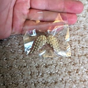 Victoria's Secret Angel Wing pin